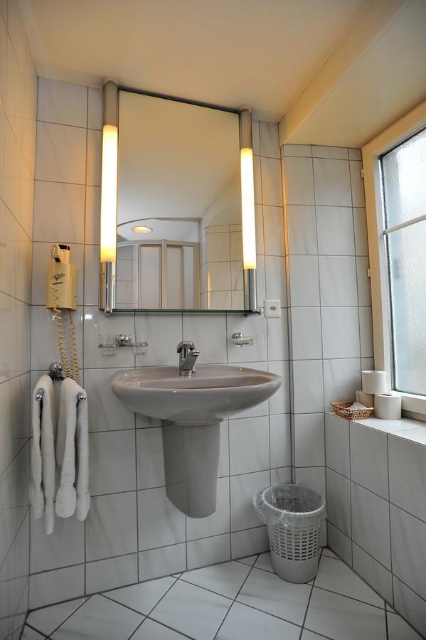 גלארוס Hotel Freihof מראה חיצוני תמונה